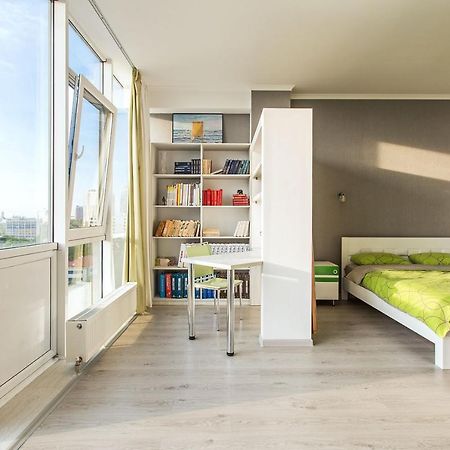 Gagarin Plaza Apartment 70 Square Metres On 12Th Floor Odessa Extérieur photo