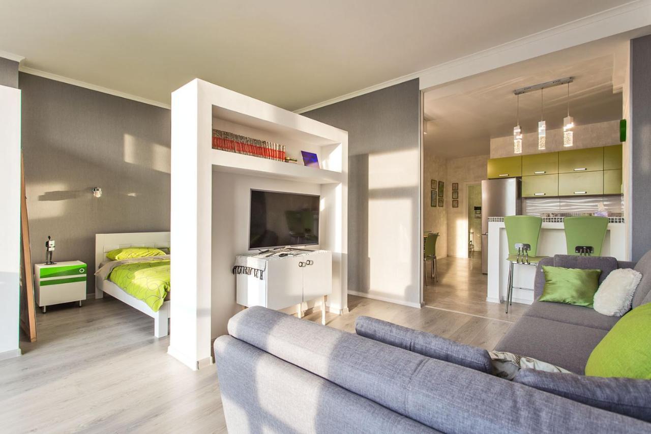 Gagarin Plaza Apartment 70 Square Metres On 12Th Floor Odessa Extérieur photo